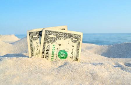 Dólares por playas