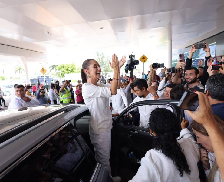 Claudia Sheinbaum continúa recorriendo el país; llega a Yucatán