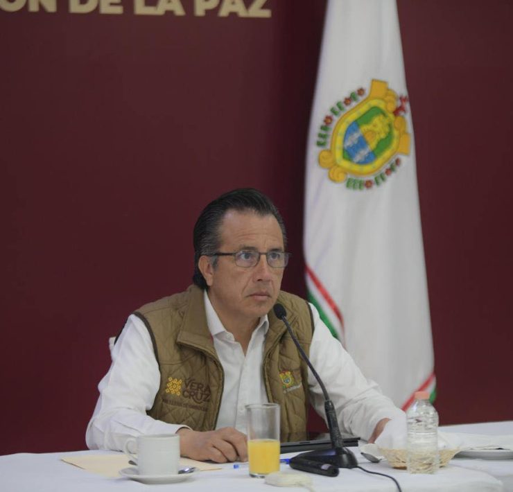 Servicio de grúas y corralones en Veracruz serán regulados: Cuitláhuac García
