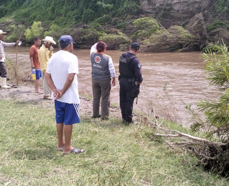 Una niña y su tía mueren ahogadas en río Jamapa