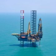 Descubren petróleo y gas frente a costas del sureste mexicano