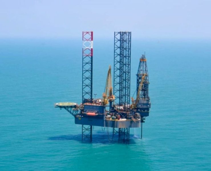 Descubren petróleo y gas frente a costas del sureste mexicano