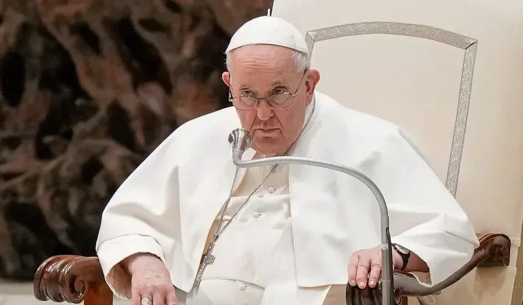 El Papa Francisco llama a la acción: Testigos de paz y misericordia en tiempos de transformación
