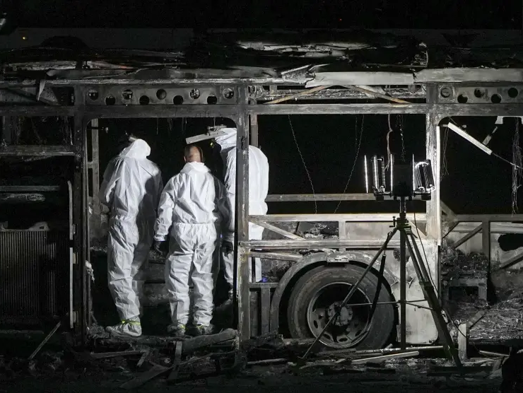 Tres detenidos tras atentados con explosivos